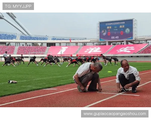 南京足协超级联赛即将开赛选拔明年苏超潜力球员