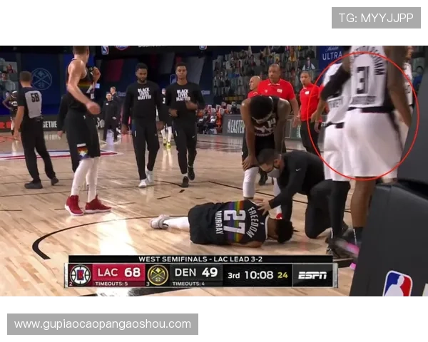 左肩受伤将缺席比赛里弗斯确认AJ格林随队前往底特律进行检查