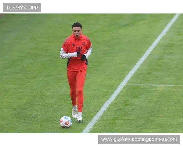 戴维斯参与合练复出在即穆西亚拉预计明年初回归球队