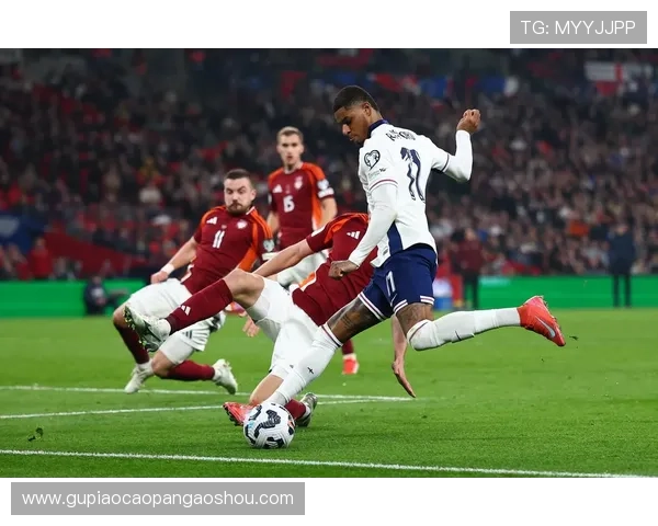 凯恩强调团结合作的重要性以确保世界杯的成功与每位球员的努力息息相关